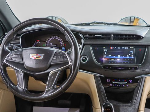 Used 2018 Cadillac XT5 FWD w/ LPO, Wheel Lock Package image 17