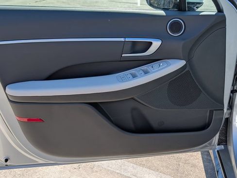 New 2026 Hyundai Sonata SEL FWD image 10
