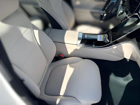 New 2026 Mercedes-Benz C 300 4MATIC Sedan image 25