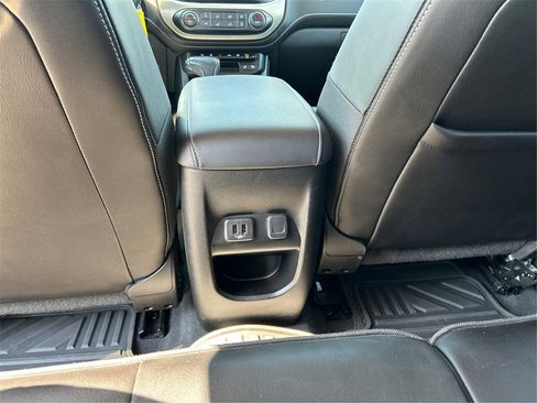 Used 2021 GMC Canyon Denali image 19