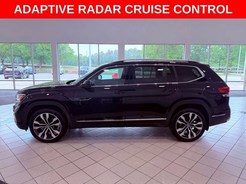 Used 2022 Volkswagen Atlas SEL Premium AWD/4WD image 4