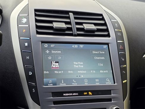 Used 2019 Lincoln MKZ Reserve w/ Luxury Package image 22