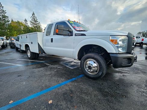Used 2015 Ford F350 XL w/ Power Equipment Group image 8