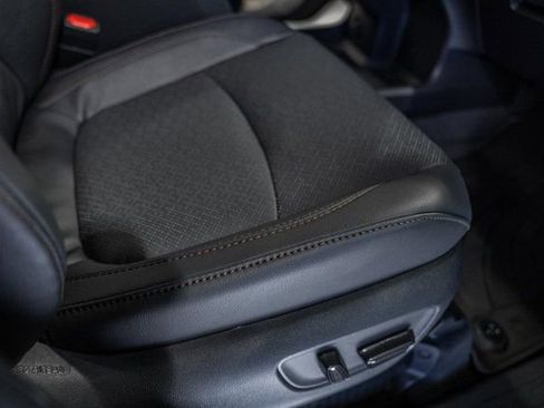 New 2026 Toyota Sienna Platinum image 37