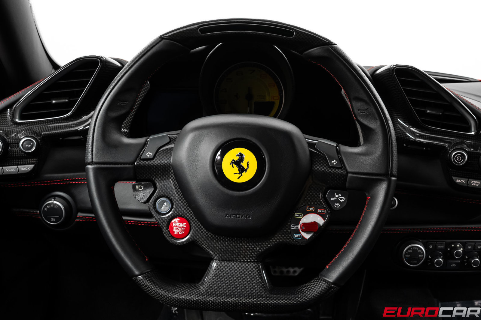 Used 2017 Ferrari 488 GTB RWD image 31