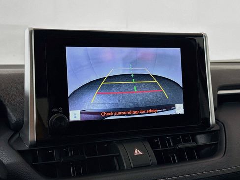 Certified 2025 Toyota RAV4 LE AWD/4WD image 22
