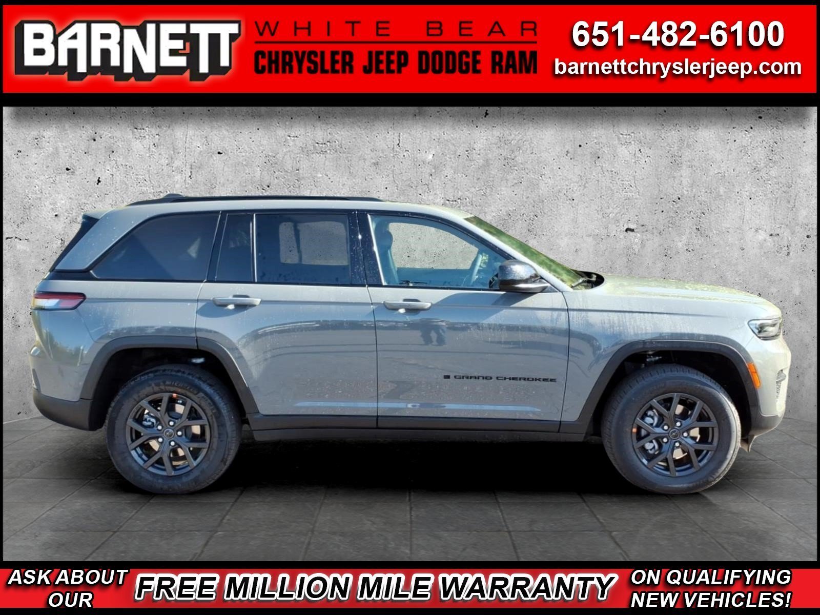 New 2027 Jeep Grand Cherokee Laredo X AWD/4WD image 7