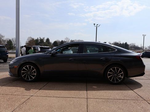 Certified 2022 Hyundai Sonata Limited image 3