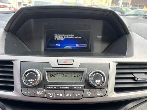 Used 2017 Honda Odyssey SE image 21