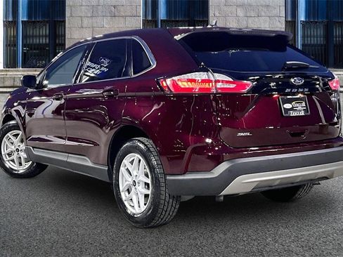 Certified 2024 Ford Edge SEL w/ Convenience Package image 10