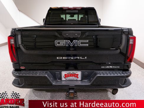 Used 2024 GMC Sierra 2500 Denali Ultimate w/ Snow Plow Prep/Camper Package image 4
