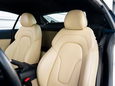 Used 2010 Audi R8 V10 AWD/4WD image 9
