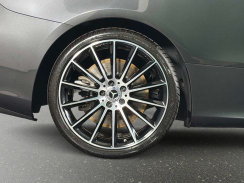 Used 2023 Mercedes-Benz E 450 Coupe image 5