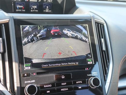 Used 2019 Subaru Crosstrek 2.0i Limited w/ Moonroof Package w/Navigation AWD/4WD image 31