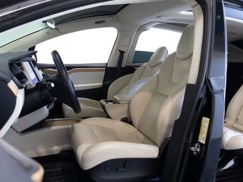 Used 2019 Tesla Model X Performance AWD/4WD image 19