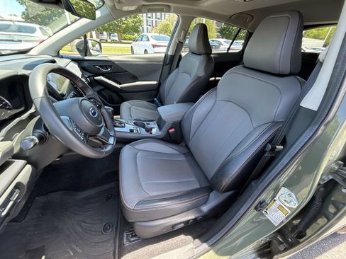 Used 2024 Subaru Crosstrek 2.5i Limited w/ Crosstrek Mirror Package AWD/4WD image 13