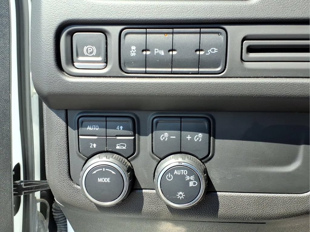 Certified 2021 Chevrolet Tahoe LT AWD/4WD image 18