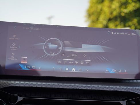 New 2026 BMW 430i Convertible w/ M Sport Package image 19