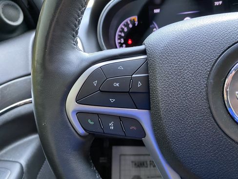Used 2018 Jeep Grand Cherokee Limited AWD/4WD image 19
