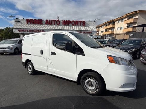 Used 2020 Nissan NV200 S FWD image 1