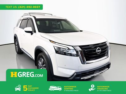 Used 2023 Nissan Pathfinder SL
