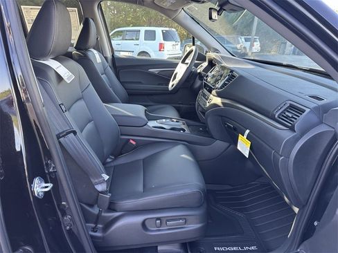 New 2025 Honda Ridgeline RTL image 15