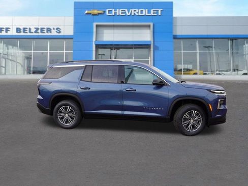 New 2026 Chevrolet Traverse LT w/ Driver Confidence Package image 2