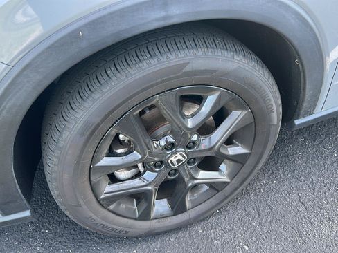 Used 2025 Honda HR-V Sport image 2