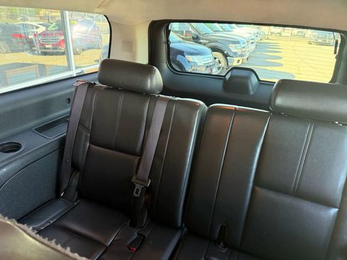 Used 2014 GMC Yukon XL SLT image 8