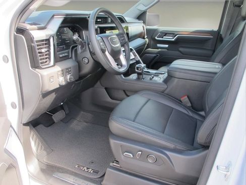 Used 2026 GMC Sierra 1500 Denali w/ Technology Package AWD/4WD image 10