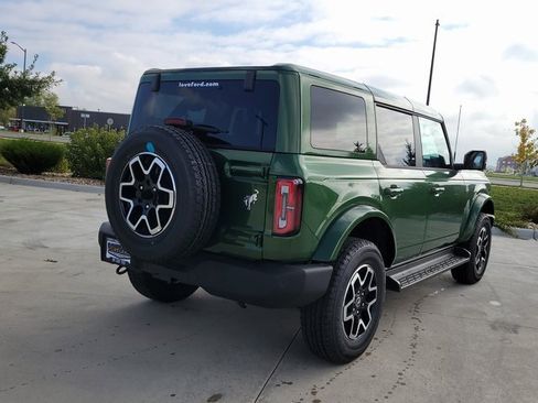 New 2025 Ford Bronco Outer Banks image 3