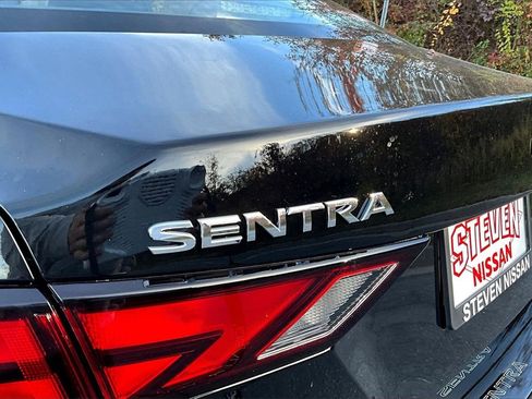 New 2025 Nissan Sentra SV image 8