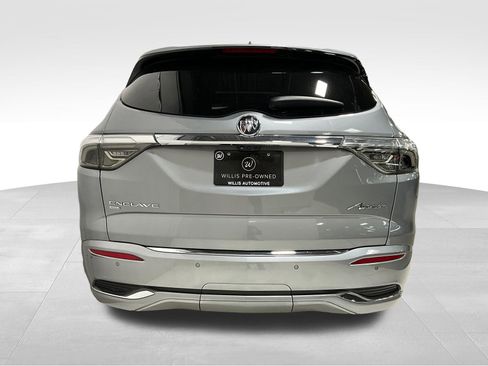Used 2024 Buick Enclave Avenir w/ Avenir Technology Package AWD/4WD image 6