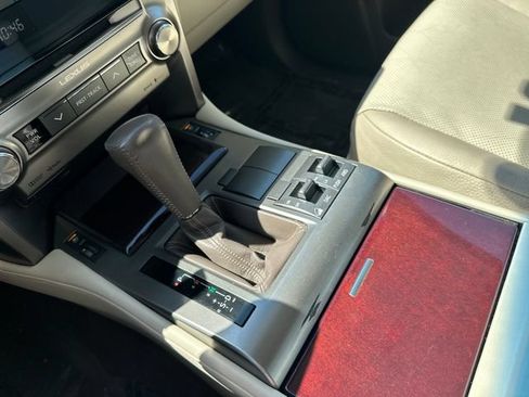 Used 2019 Lexus GX 460 Premium w/ Premium Package AWD/4WD image 37