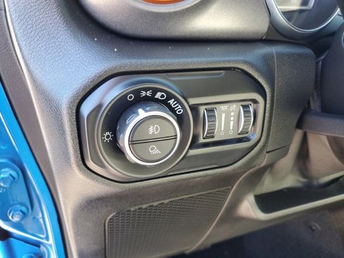 Used 2021 Jeep Gladiator Mojave image 11