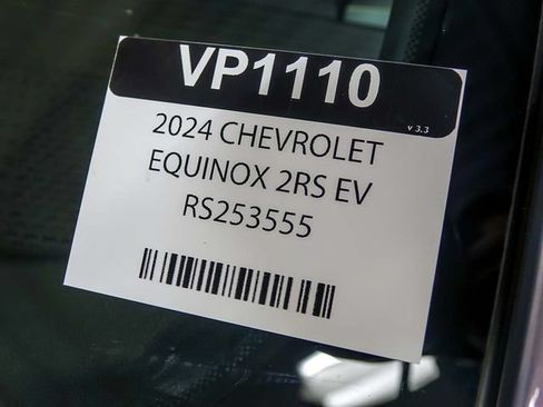 Certified 2024 Chevrolet Equinox EV RS FWD image 35