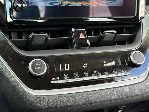 Used 2023 Toyota Corolla LE image 18