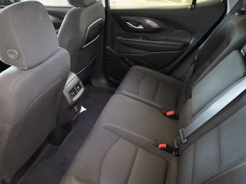 Used 2024 GMC Terrain SLE AWD/4WD image 29