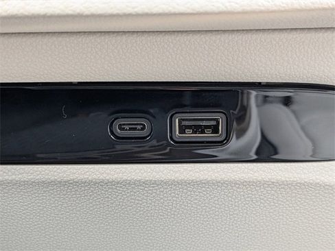 New 2026 Buick Enclave Avenir image 29