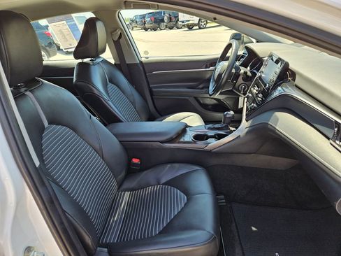 Used 2024 Toyota Camry SE FWD image 32