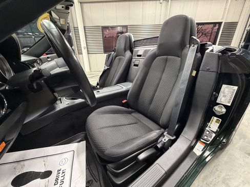Used 2008 MAZDA MX-5 Miata Touring w/ Suspension Pkg image 8