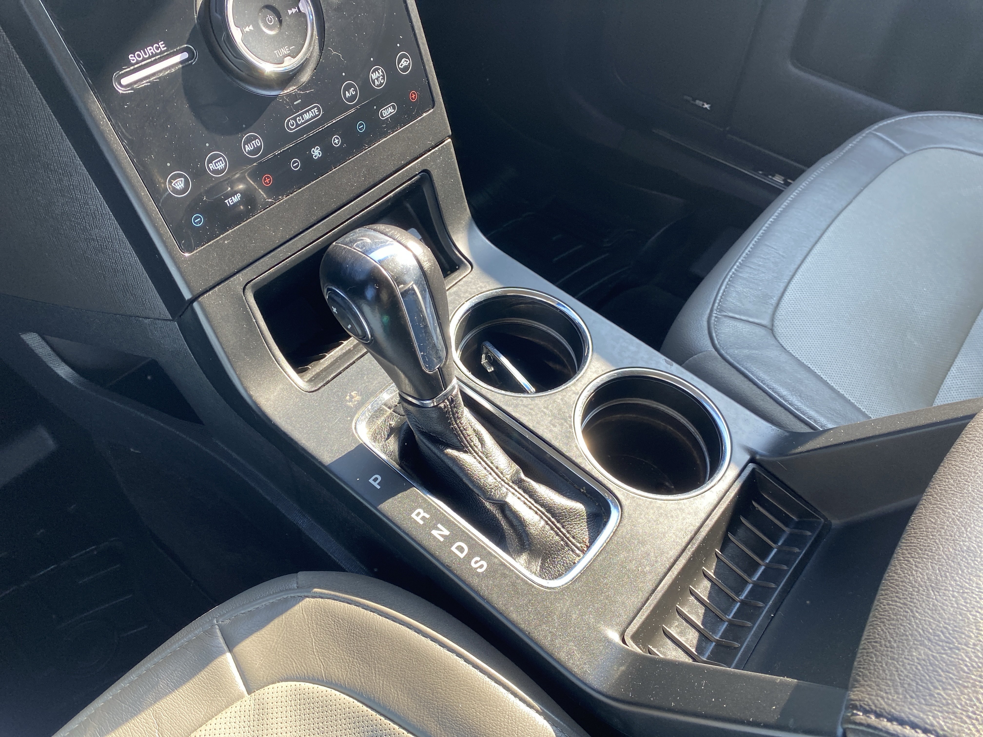 Used 2019 Ford Flex Limited w/ Limited Appearance Package AWD/4WD image 19