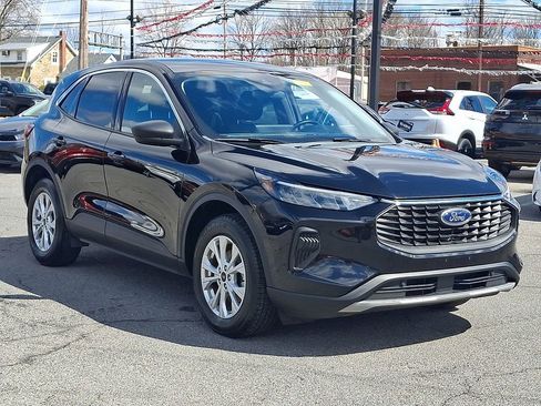 Used 2024 Ford Escape Active w/ Tech Pack #1 AWD/4WD image 4