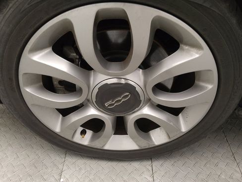 Used 2015 FIAT 500L Trekking FWD image 31