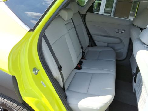 Used 2025 Hyundai Kona Limited image 34