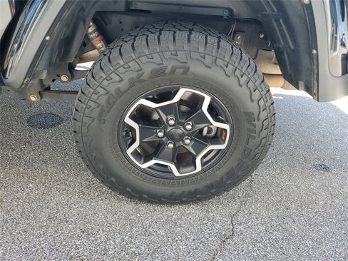 Used 2022 Jeep Gladiator Rubicon w/ LED Lighting Group image 33