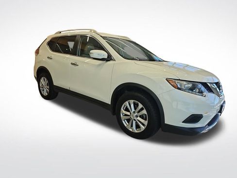 Used 2015 Nissan Rogue SV image 8