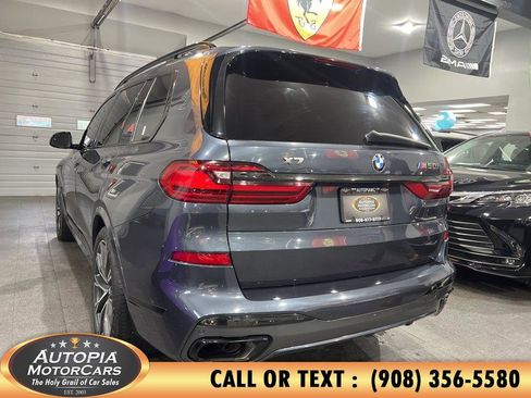 Used 2021 BMW X7 M50i AWD/4WD image 3