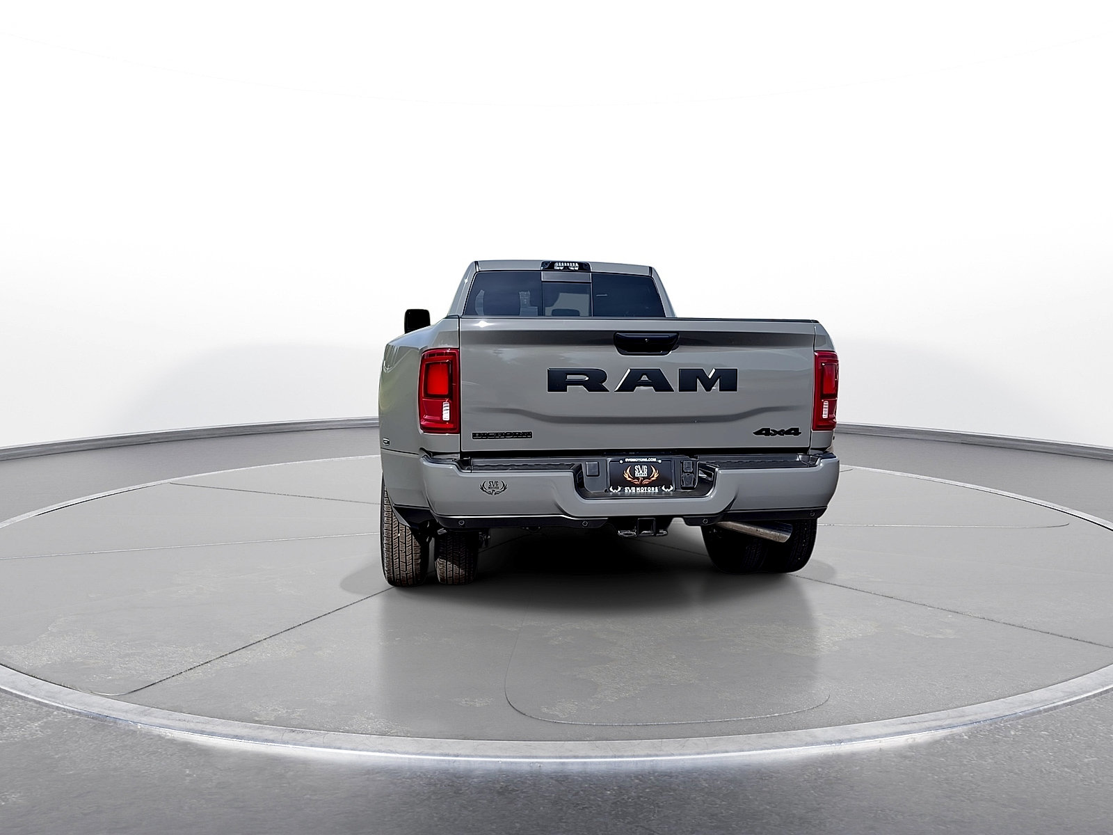 New 2026 RAM 3500 Big Horn AWD/4WD image 7