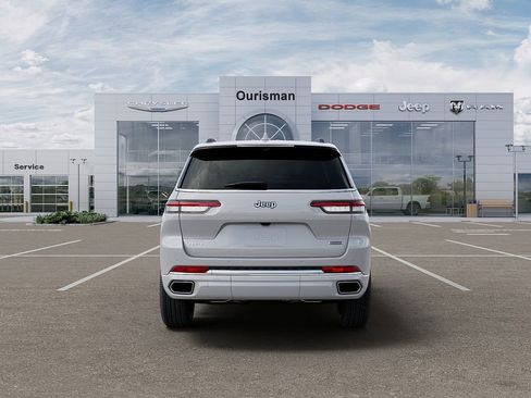 New 2025 Jeep Grand Cherokee L Overland w/ Advanced Protech Group III image 7